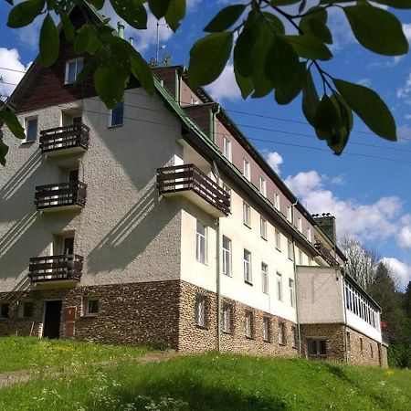 Chata Orovsky Hotel Zelezna Ruda Exterior photo